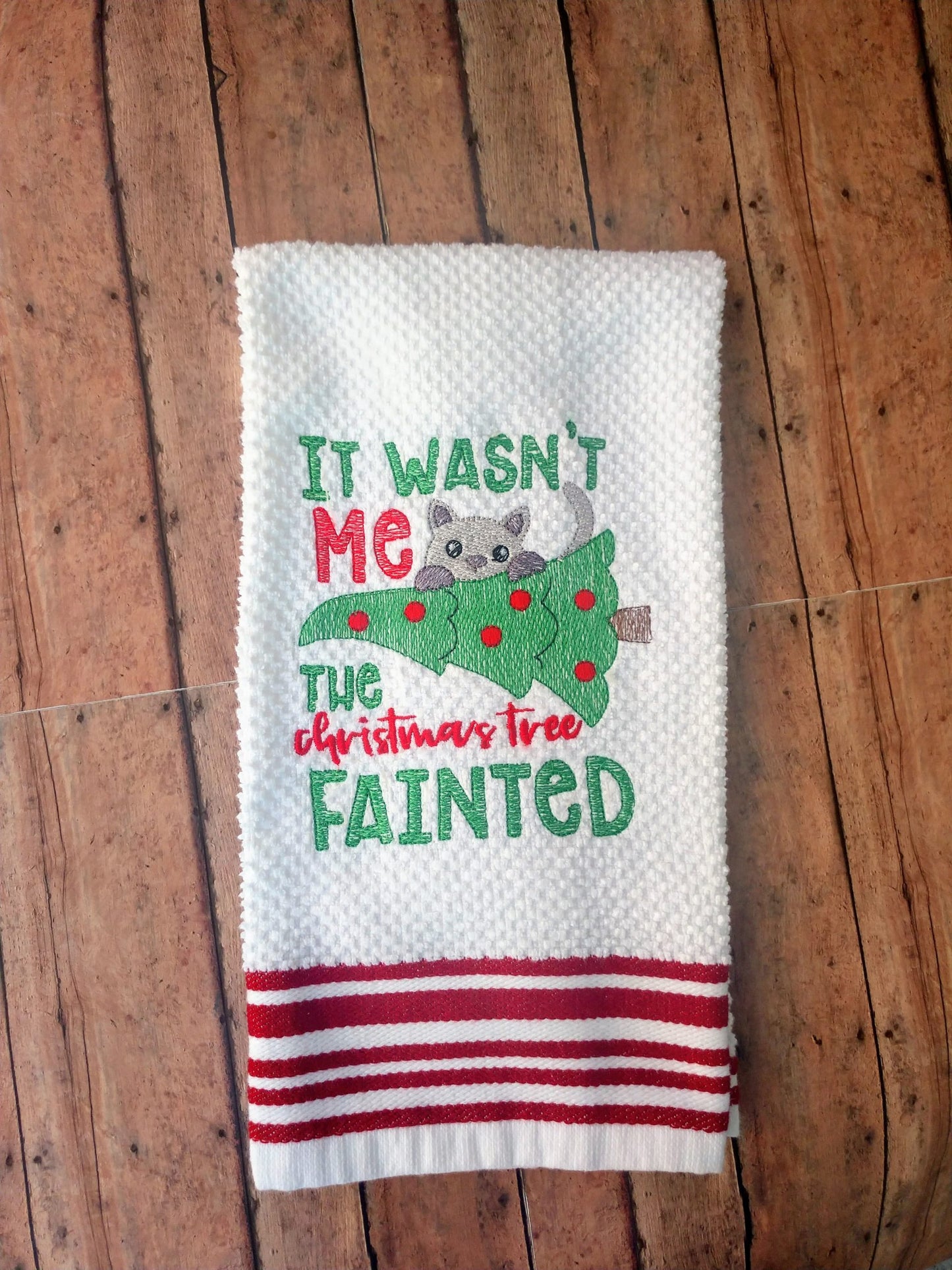 Christmas Tree Fainted - 2 Sizes - Digital Embroidery Design