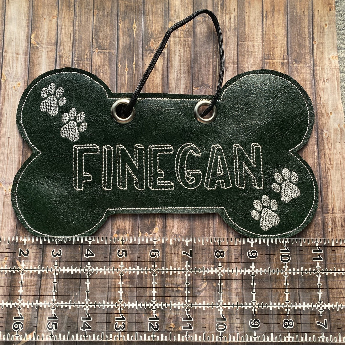 Dog Door Hanger - 4 sizes - Digital Embroidery Design