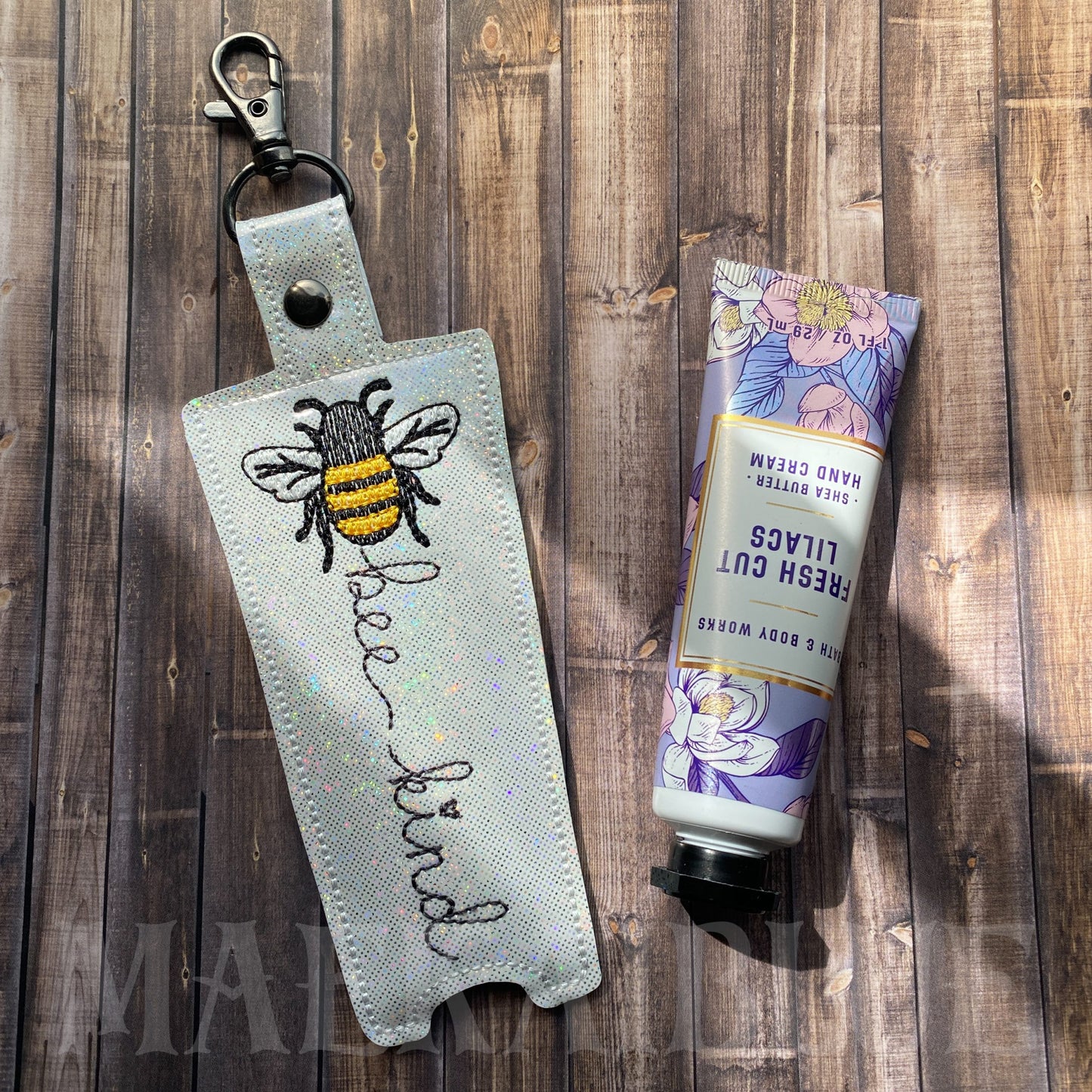 Bee Kind Hand Cream Holder 5x7 - DIGITAL Embroidery DESIGN
