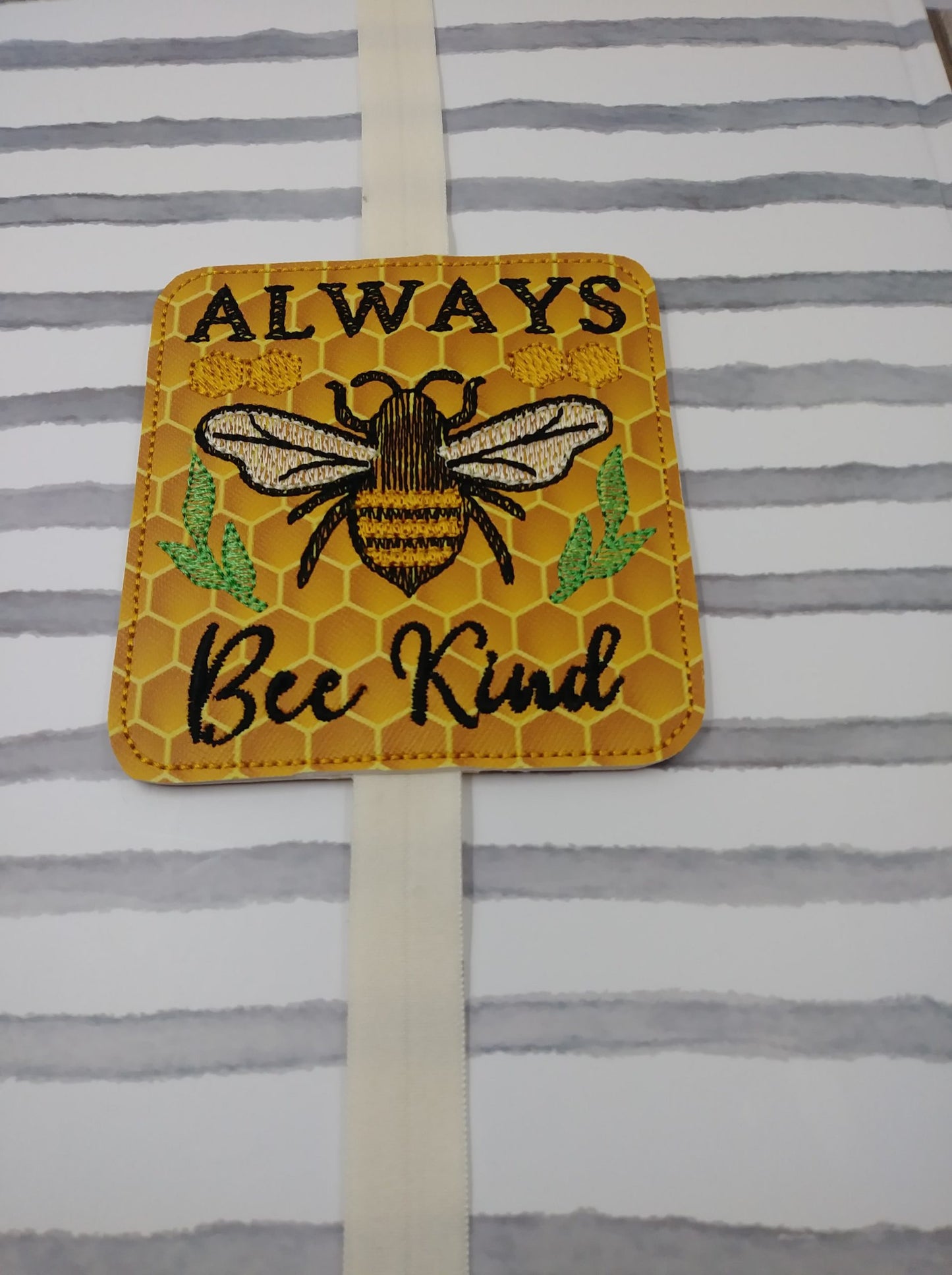 Always Bee Kind Book Band - Embroidery Design, Digital File