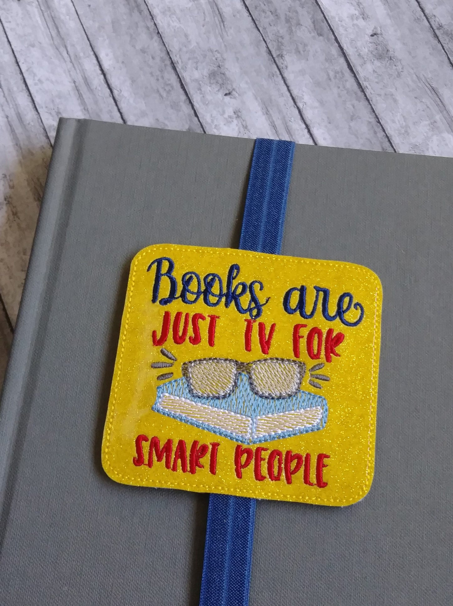 Tv for smart people Book Band - Embroidery Design, Digital File