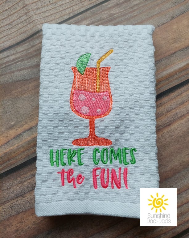 Here Comes the Fun - 4 sizes- Digital Embroidery Design