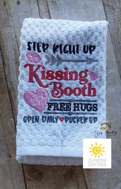 Kissing Booth Sketch - 3 sizes- Digital Embroidery Design