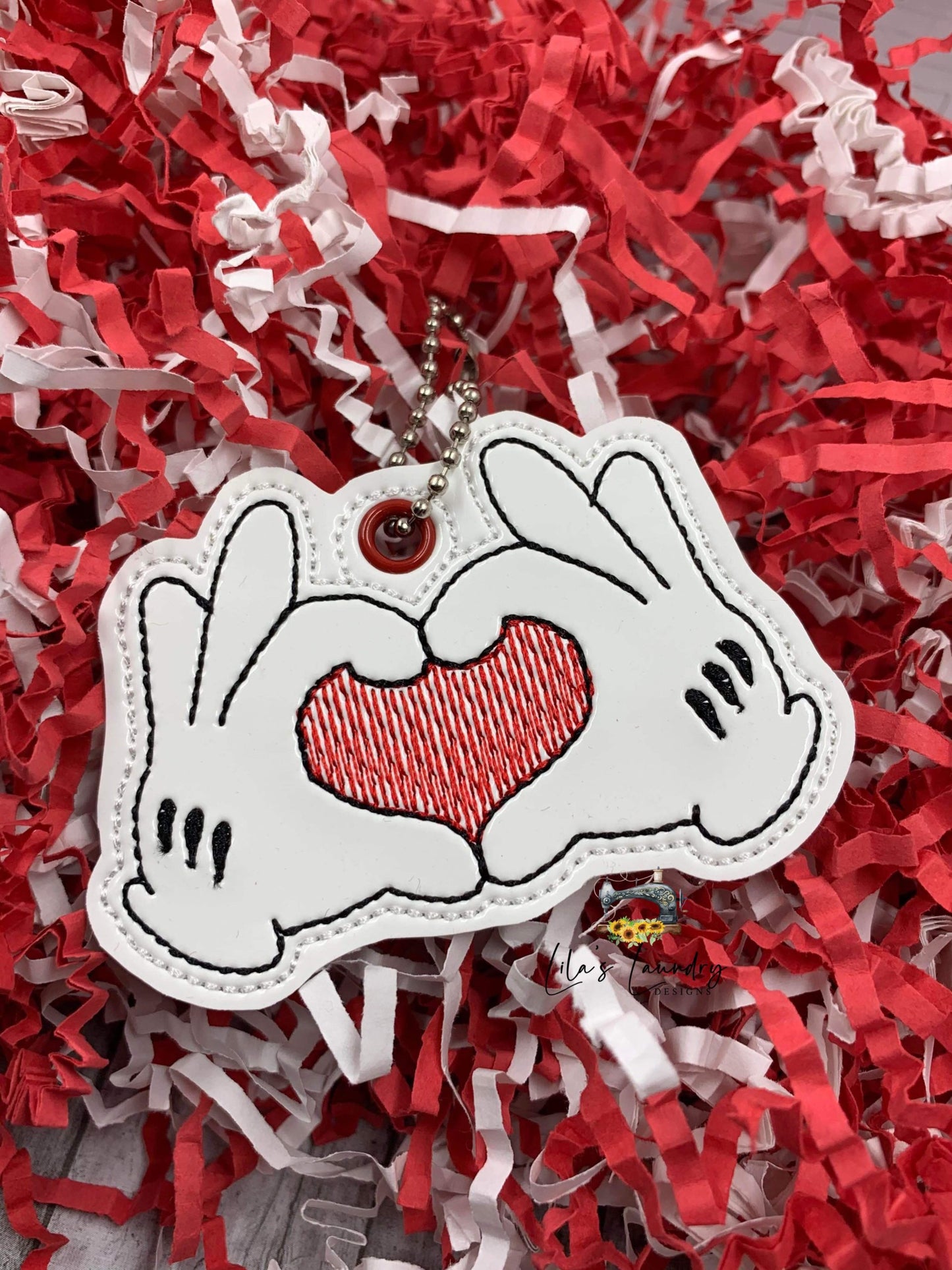 Mouse Heart Hands Fobs - DIGITAL Embroidery DESIGN