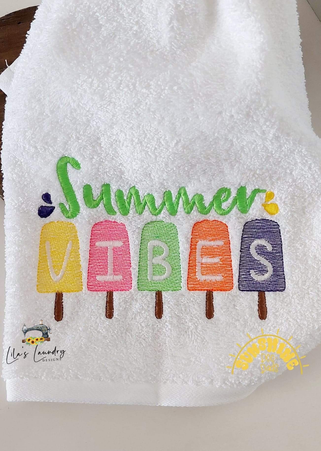 Summer Vibes - 3 sizes- Digital Embroidery Design
