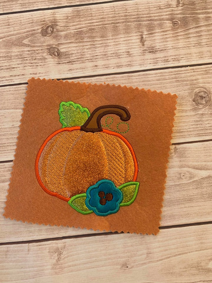 Pretty Pumpkin Applique - 4 Sizes - DIGITAL Embroidery Design