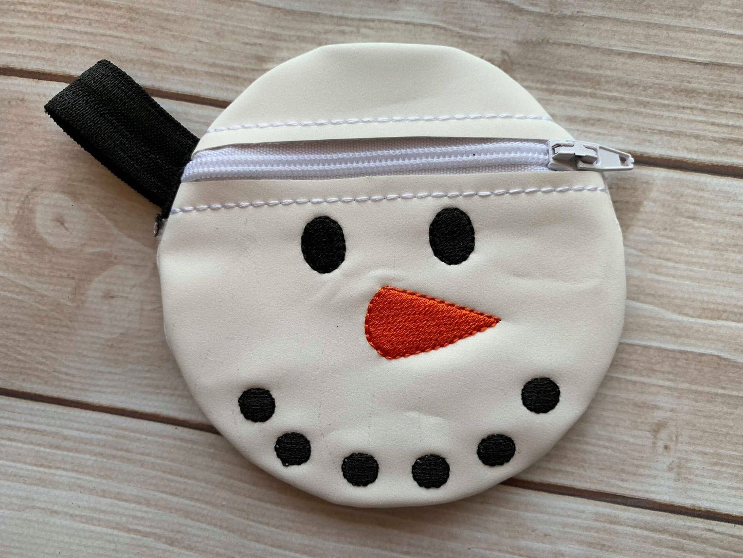 Snowman Face Zipper Bag - 3 sizes - Digital Embroidery Design
