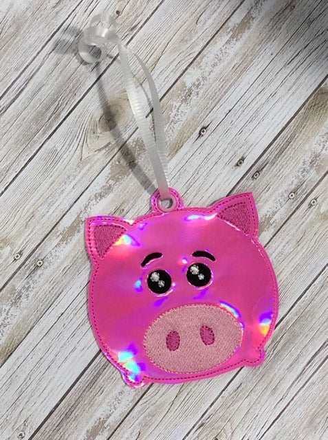Piggy Toy Ornament 4x4 - Digital Embroidery Design