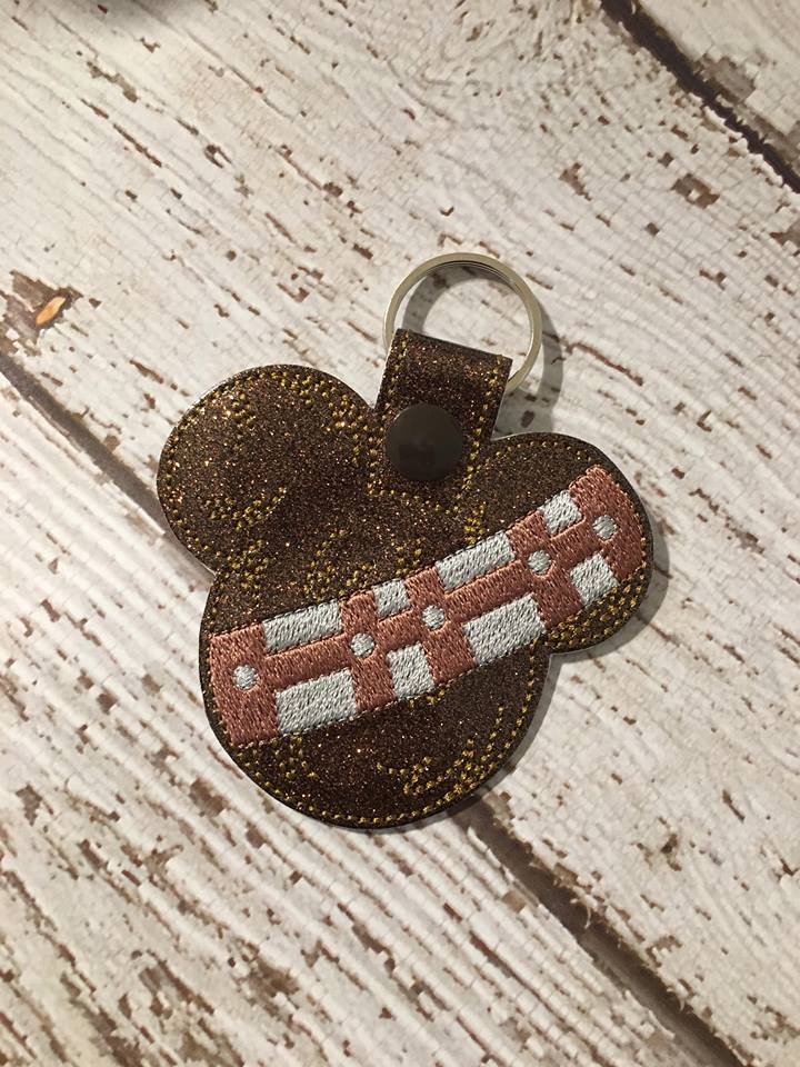 Chewy Mouse snap tab fob - Digital Embroidery Design