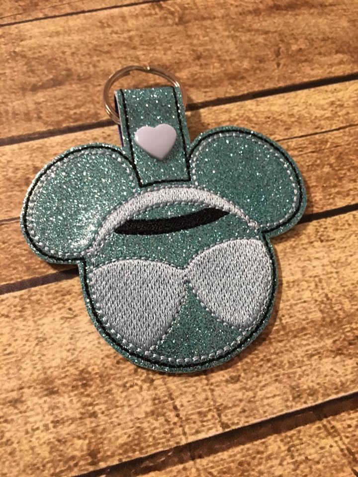 Glass Slipper Mouse Princess snap tab fob only  - Digital Embroidery Design